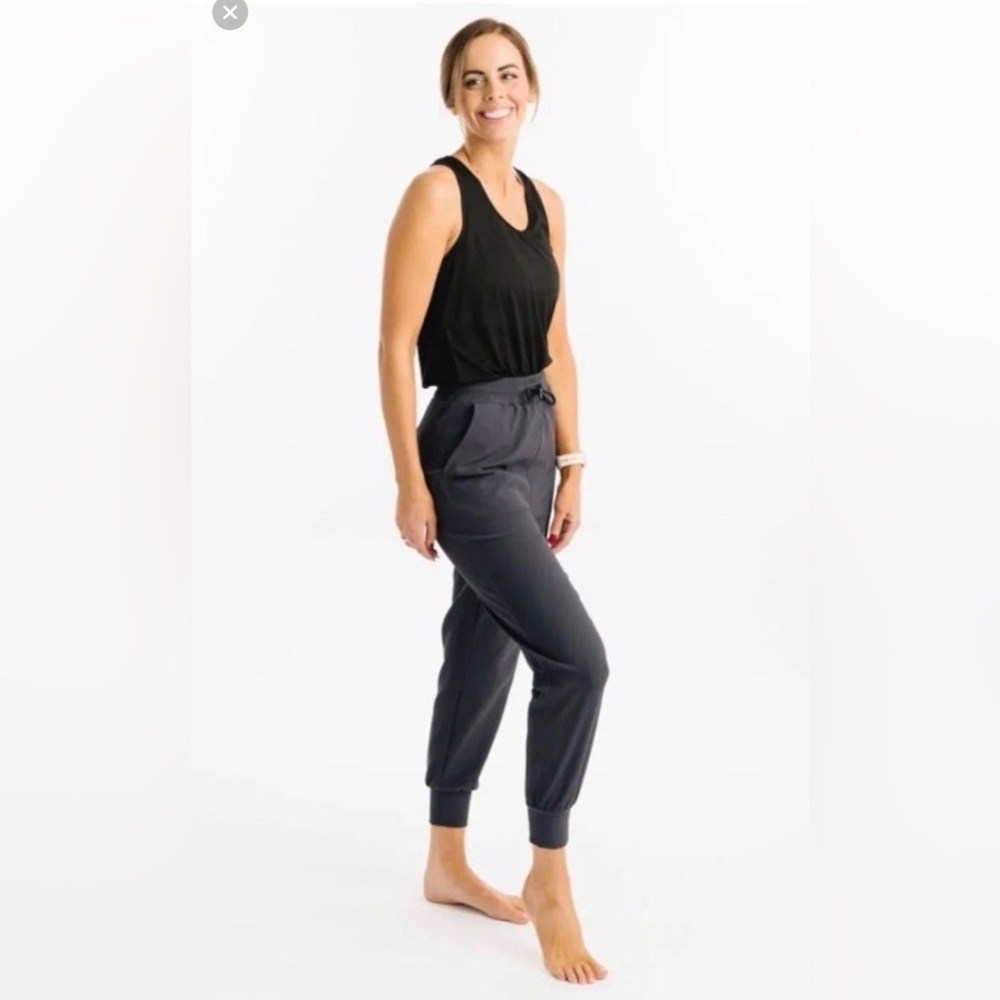 Zyia Active Slate Edge Charcoal Gray Ribbed Jogger
